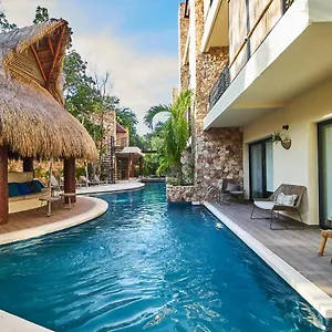 Apartamento Premium Condo With Private Terrace And Pool View