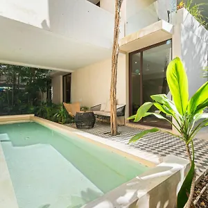 https://102-amazing-private-pool-and-fully-equipped-apartment.tulum-hotels.net